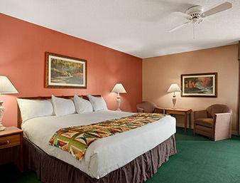 Baymont By Wyndham Osage 2* Osage Beach