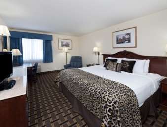 Baymont By Wyndham Osage Hotel Osage Beach