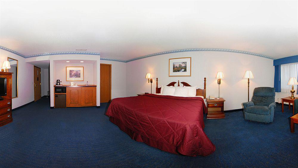 Hotel Baymont By Wyndham Osage Osage Beach